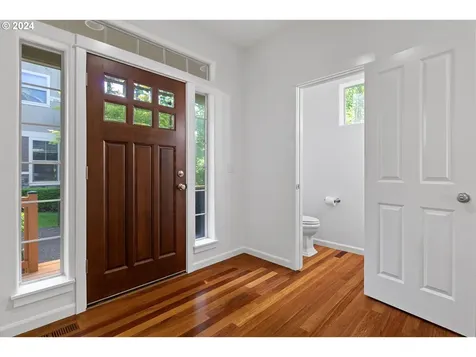 9057 Sw Soprano Lane Portland OR 97225