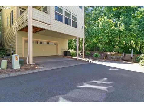 9057 Sw Soprano Lane Portland OR 97225