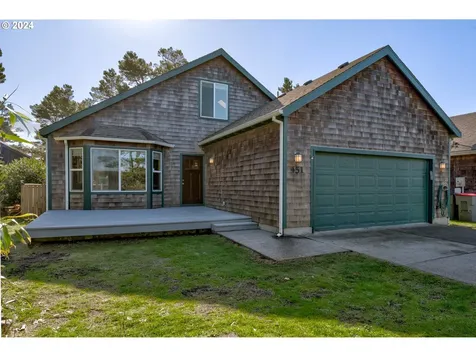 451 17th Avenue Seaside OR 97138