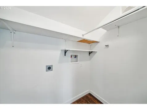 7724 N Bank Street Portland OR 97203