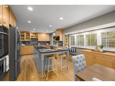 10055 SW Paulina Drive Tualatin OR 97062