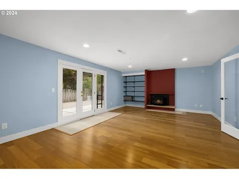 10055 SW Paulina Drive Tualatin OR 97062