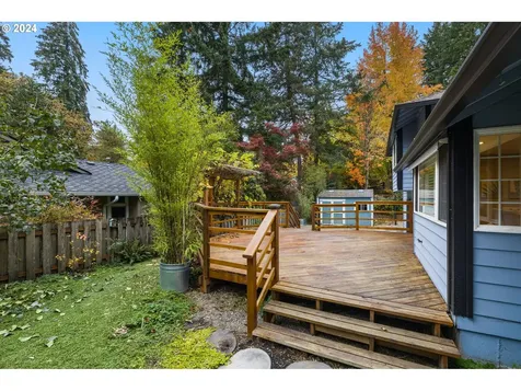 10055 SW Paulina Drive Tualatin OR 97062