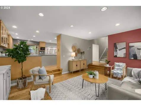 10055 SW Paulina Drive Tualatin OR 97062