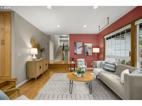 10055 SW Paulina Drive Tualatin OR 97062