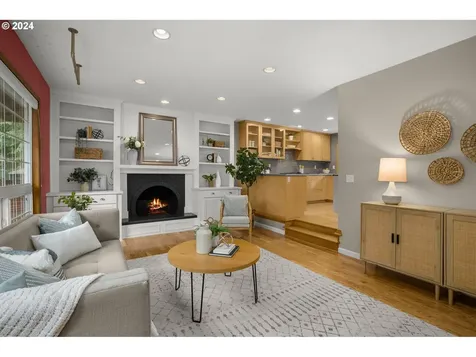 10055 SW Paulina Drive Tualatin OR 97062
