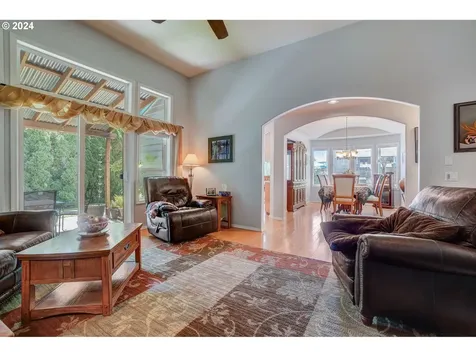 6310 Se Virginia Street Hillsboro OR 97123