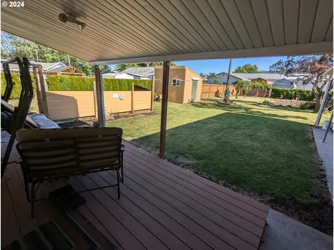 2006 E N Avenue La Grande OR 97850