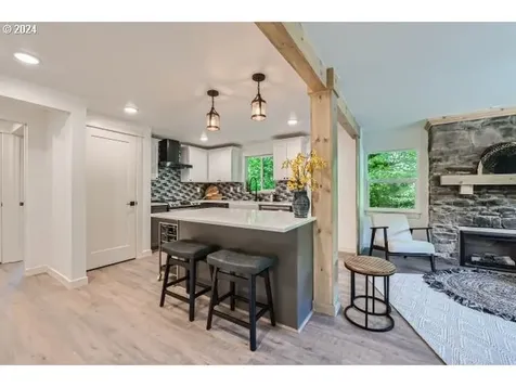 20064 S Central Point Road Oregon City OR 97045