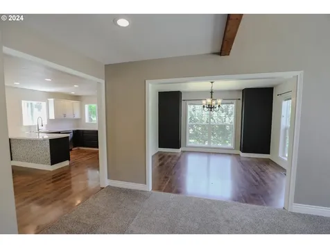 1040 Arcadia Drive Roseburg OR 97471