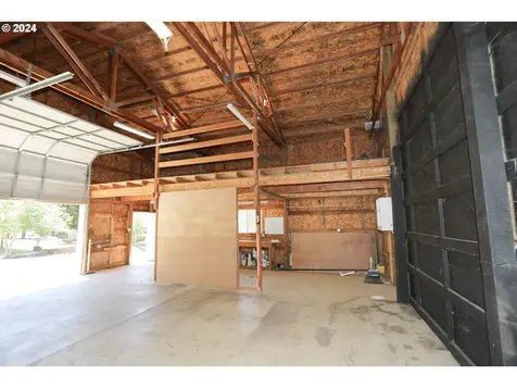 1040 Arcadia Drive Roseburg OR 97471