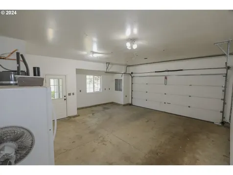 1040 Arcadia Drive Roseburg OR 97471