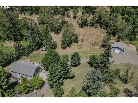 1040 Arcadia Drive Roseburg OR 97471