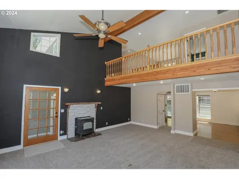 1040 Arcadia Drive Roseburg OR 97471