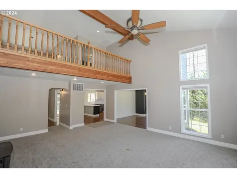1040 Arcadia Drive Roseburg OR 97471