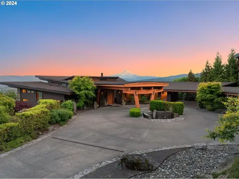 11492 Cook Underwood Road Underwood WA 98651