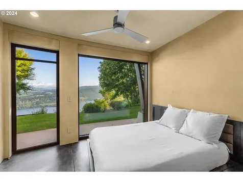 11492 Cook Underwood Road Underwood WA 98651