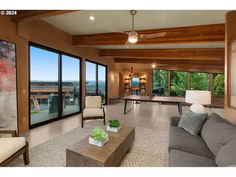 11492 Cook Underwood Road Underwood WA 98651