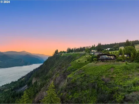 11492 Cook Underwood Road Underwood WA 98651