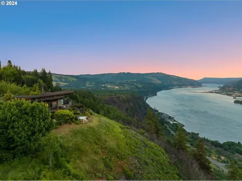 11492 Cook Underwood Road Underwood WA 98651