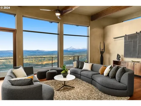 11492 Cook Underwood Road Underwood WA 98651