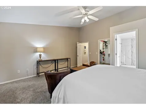 14601 NW 7th Place Vancouver WA 98685