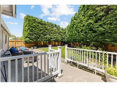 14601 NW 7th Place Vancouver WA 98685