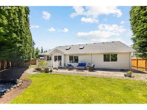 14601 NW 7th Place Vancouver WA 98685