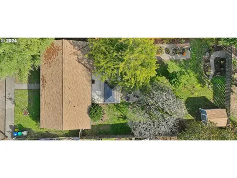 10040 SE Schiller Street Portland OR 97266
