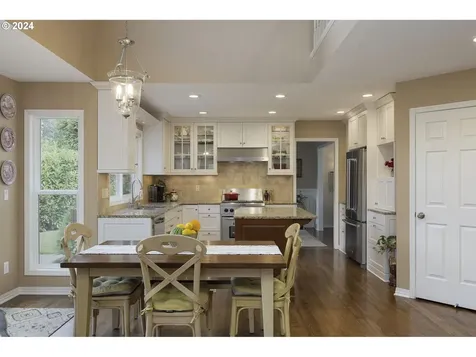 4955 Sw Joshua Court Tualatin OR 97062