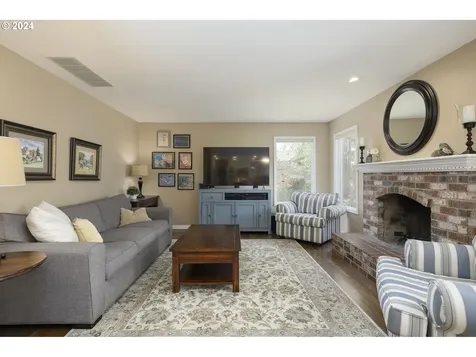 4955 Sw Joshua Court Tualatin OR 97062
