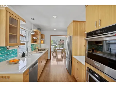 2632 Ne Stanton Street Portland OR 97212