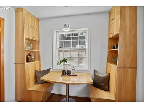 2632 Ne Stanton Street Portland OR 97212