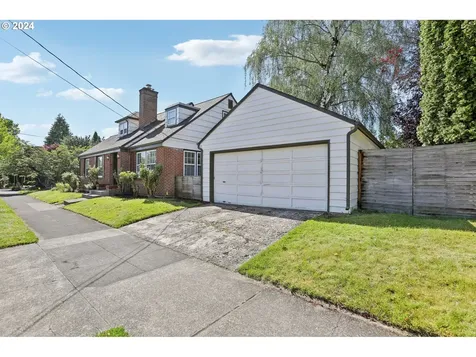 2632 Ne Stanton Street Portland OR 97212
