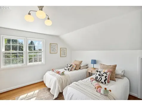 2632 Ne Stanton Street Portland OR 97212
