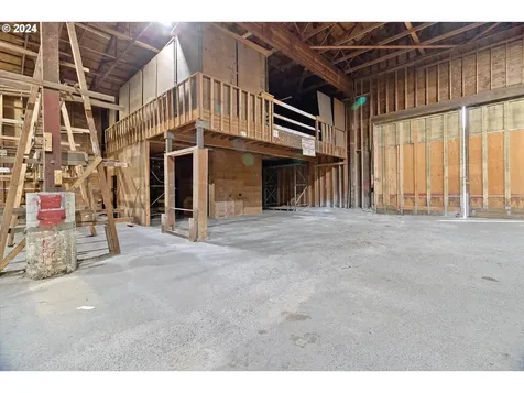 6305 SW Highway 101 Lincoln City OR 97367