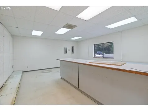 6305 SW Highway 101 Lincoln City OR 97367