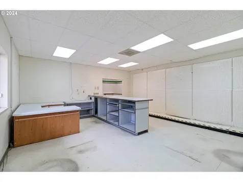 6305 SW Highway 101 Lincoln City OR 97367