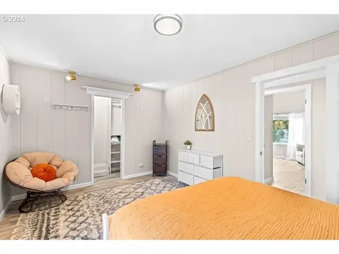 1424 Rogue River Highway Gold Hill OR 97525