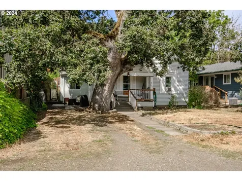 373 Kirk Avenue Brownsville OR 97327