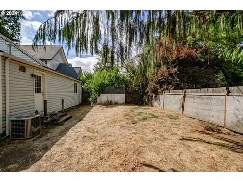 373 Kirk Avenue Brownsville OR 97327