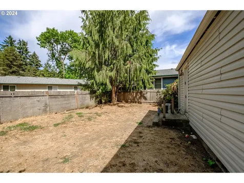 373 Kirk Avenue Brownsville OR 97327