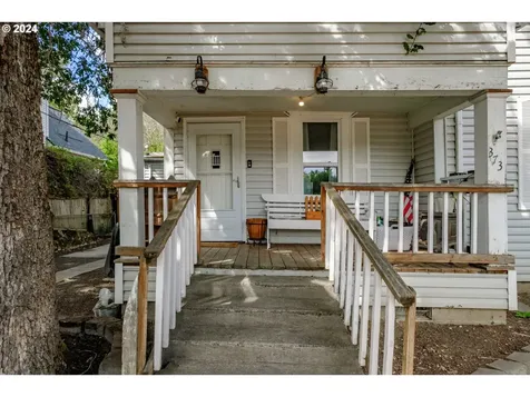 373 Kirk Avenue Brownsville OR 97327