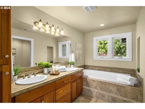 1142 Hartford Drive Forest Grove OR 97116