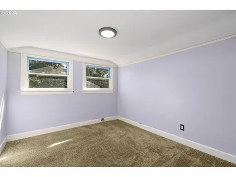 107 Sw Lakeshore Drive Estacada OR 97023