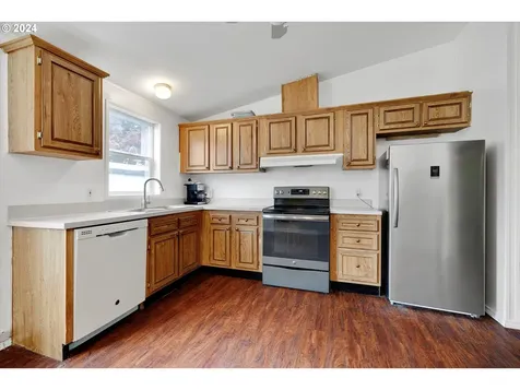 34265 SW Tualatin Valley Highway Hillsboro OR 97123