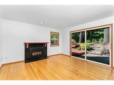 39 Spinosa Lake Oswego OR 97035