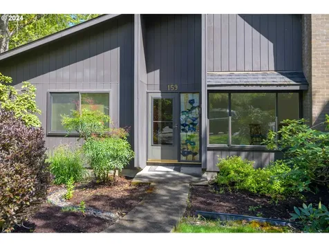 159 Westbrook Way Eugene OR 97405