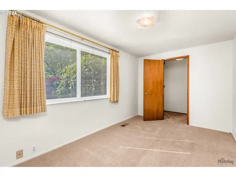 159 Westbrook Way Eugene OR 97405