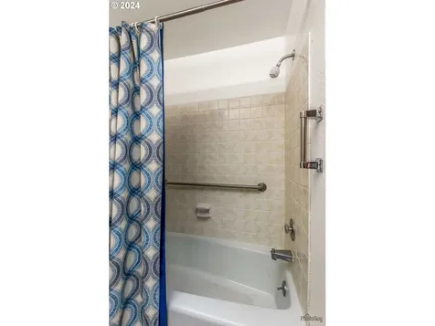 159 Westbrook Way Eugene OR 97405